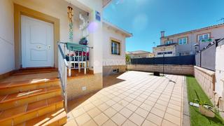 Maison jumelée à Horche. Casa en venta en horche