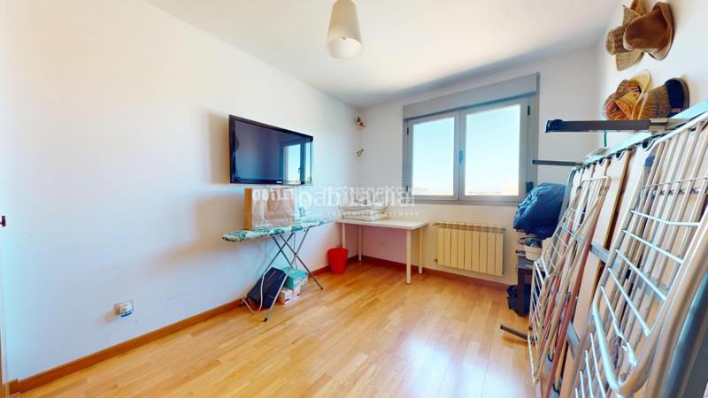 Foto 2070041a-f660-484d-96f9-79dbea632e5e. Piso  en venta valdeluz en Yebes - valdeluz Yebes