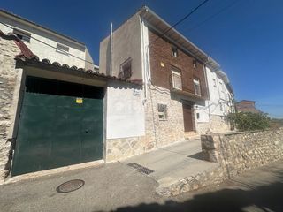 Etagenwohnung in Horche. Piso en venta en horche