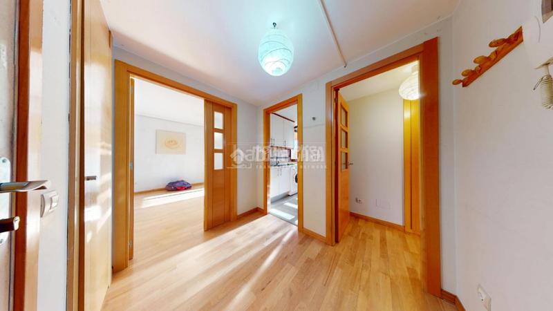 Foto a8da2880-29d0-4e63-a21e-e80f01189d00. Pis a Yebes - valdeluz Yebes