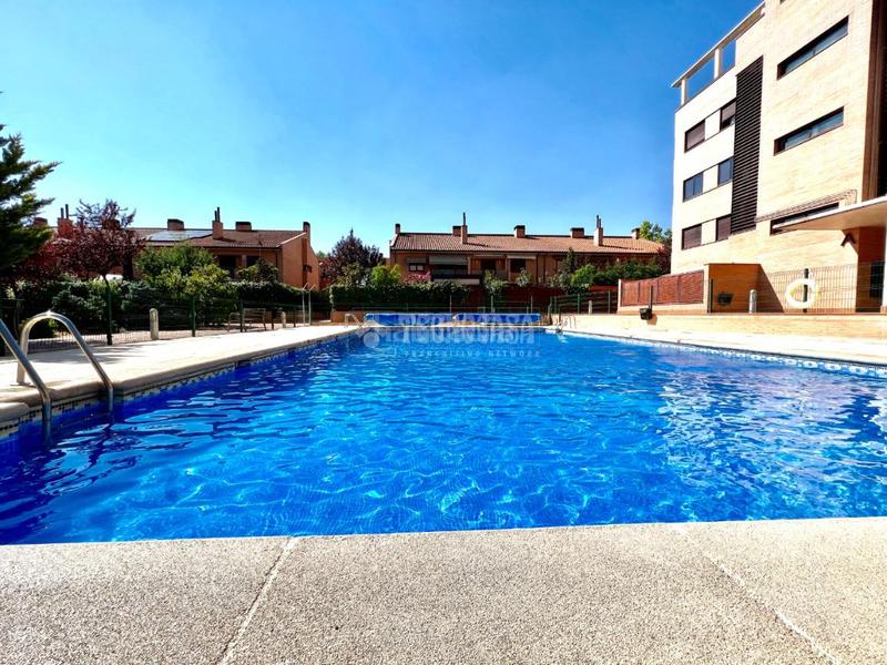 Foto e71b1333-c0cb-4a4d-bdf8-aa0b1d354fe5. Pis a Yebes - valdeluz Yebes