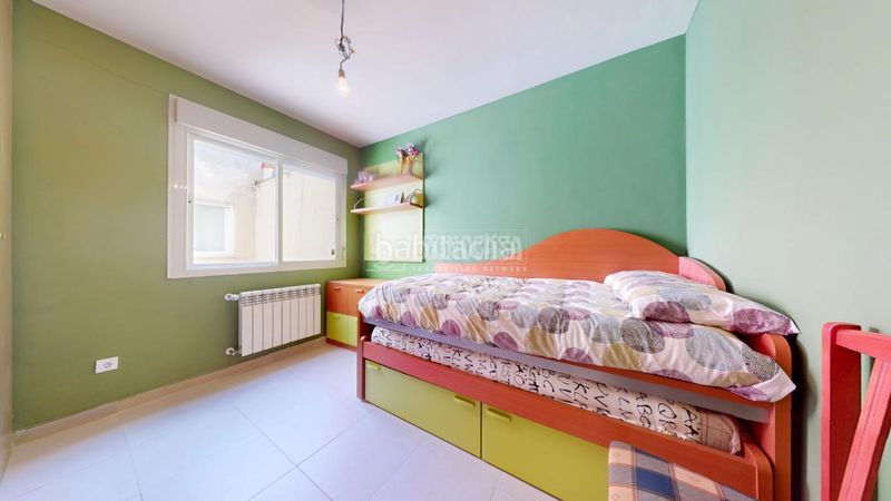 Foto 419cbd64-2443-43a1-a959-33f857def9c0. Casa aparellada amb calefacció aparcament a Yebes - pueblo Yebes