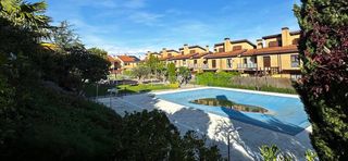 Casa bifamiliare in Yebes - Valdeluz
