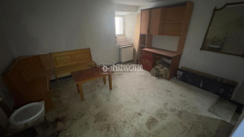 Foto 525816b6-2660-46df-87a9-a757c1a9917c. Casa aparellada a Horche