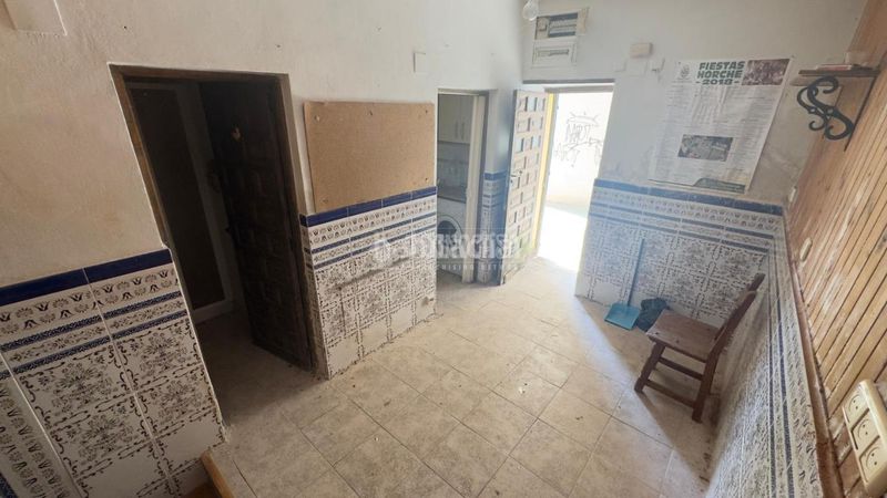 Foto 652879fb-168c-4f25-b7f4-97fc423dccc0. Casa aparellada a Horche