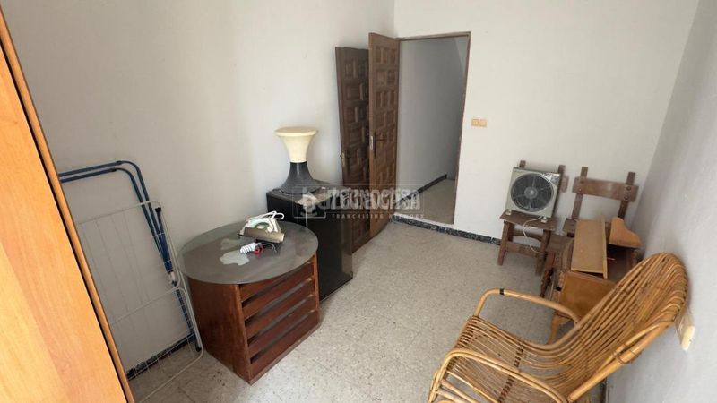 Foto ec44edf2-6ef6-4388-9012-b907982bc82a. Casa aparellada a Horche