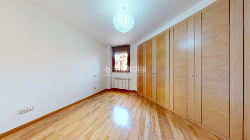 Foto 21507972-7937-4b54-800b-55dd61aafa20. Pis a Yebes - valdeluz Yebes
