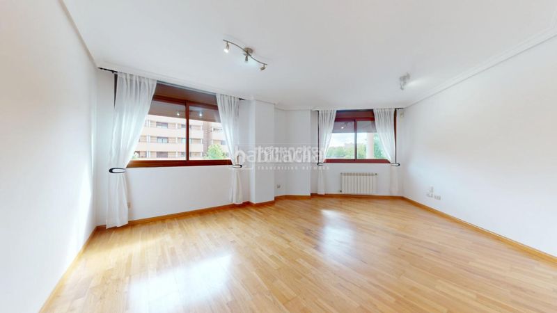 Foto 940aadb8-0075-48af-b804-5affeec39826. Pis a Yebes - valdeluz Yebes