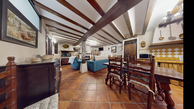 Foto 15898de7-61eb-4011-b132-eecd1e1e7286. Casa aparellada amb calefacció a Horche