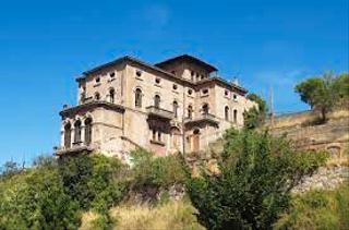 Maison à Carrer de castelltallat 30. Impresionante palacete en venta: 895 m² en parcela de 9.652 m² c