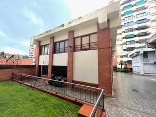 Local commercial à Passeig d'urrutia 121. Oportunidad de inversión en local con potencial en barcelona