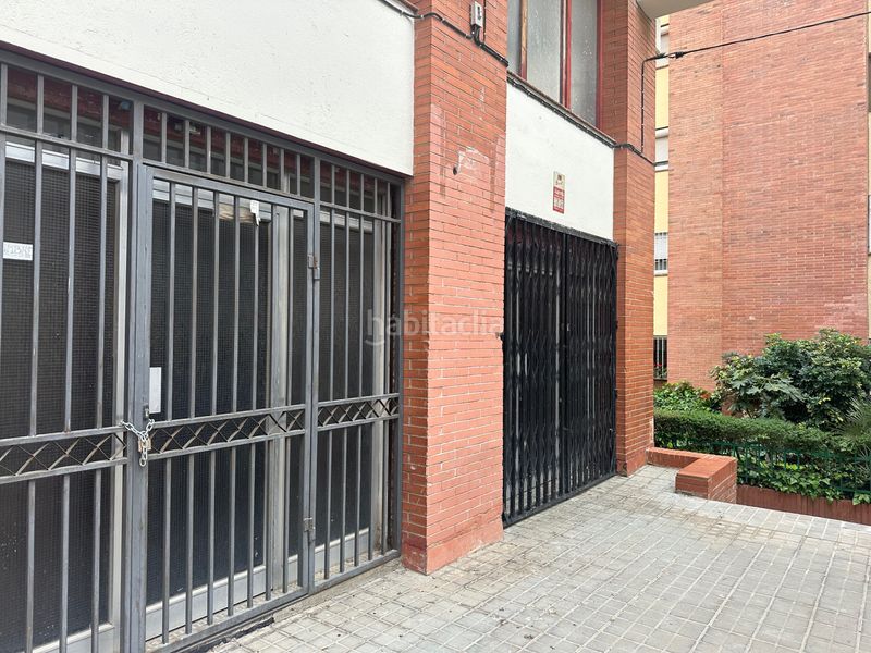 Foto 42a5c6cf-c25f-43c2-9146-95219567564d. Edifici a passeig d'urrutia 125 a La Guineueta Barcelona