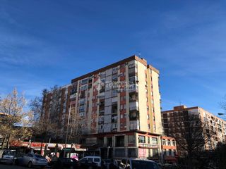 Lloguer Estudi a Canillas. Piso en alquiler en madrid