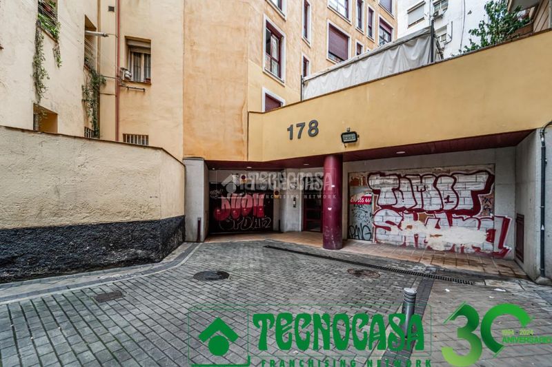 Foto 788d672d-55c7-401f-be9e-e470f7df2441. Aparcament cotxe a Chopera Madrid