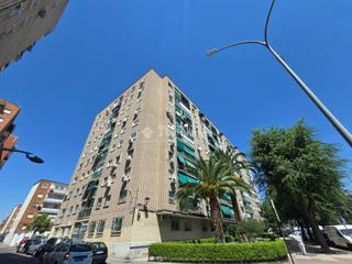 Pis  Calle polvoranca. Piso en venta en alcorcón