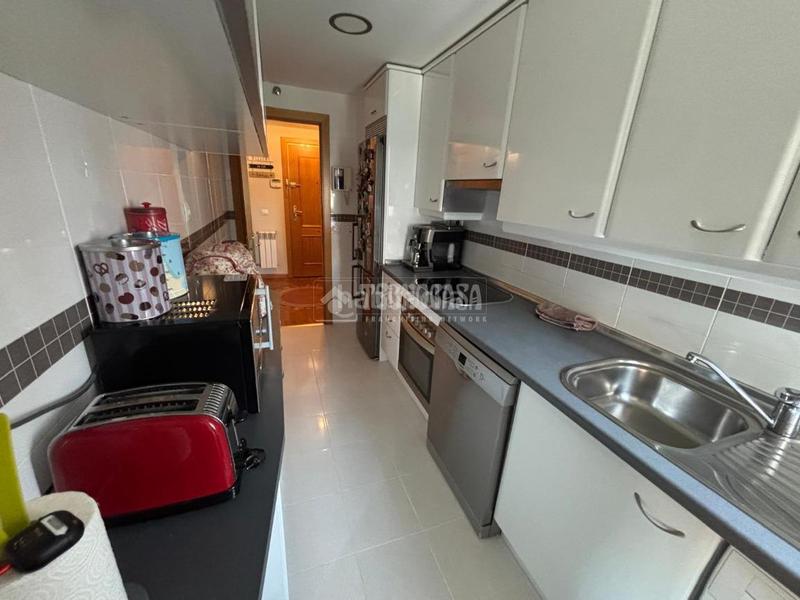Foto 09c67fb4-e893-44cc-81a6-0763b8357cd2. Piso  en venta en Parque Oeste-Fuente Cisneros Alcorcón