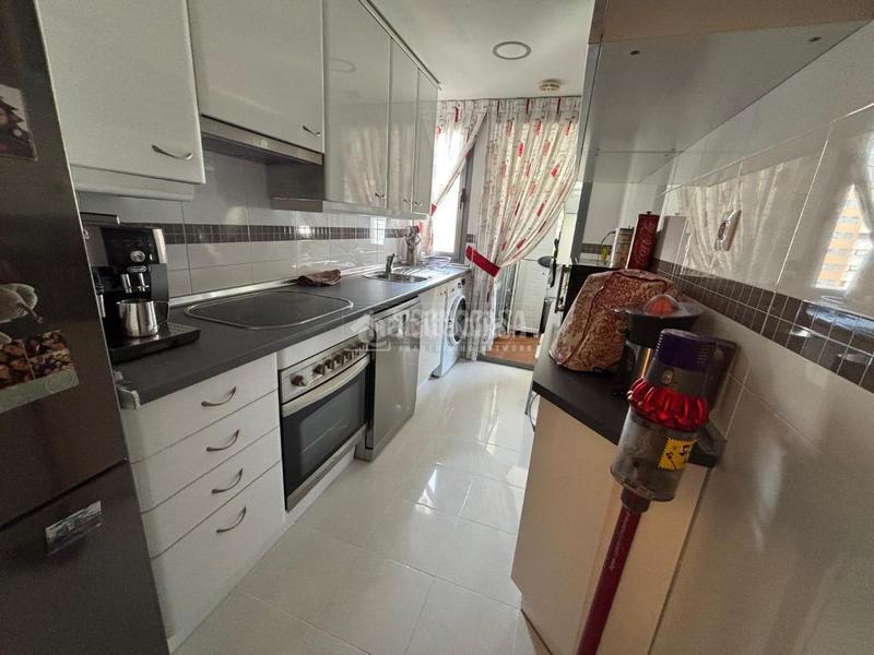 Foto a6eb5e7e-af56-4470-ab5f-c07f8f3c4af1. Piso  en venta en Parque Oeste-Fuente Cisneros Alcorcón
