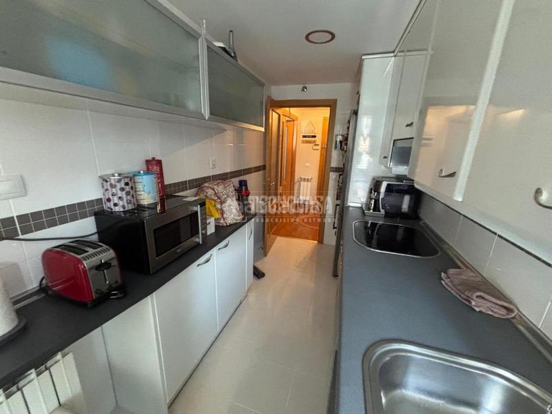 Foto b3d39d54-78b6-4b2c-a741-e1d6604e399f. Piso  en venta en Parque Oeste-Fuente Cisneros Alcorcón
