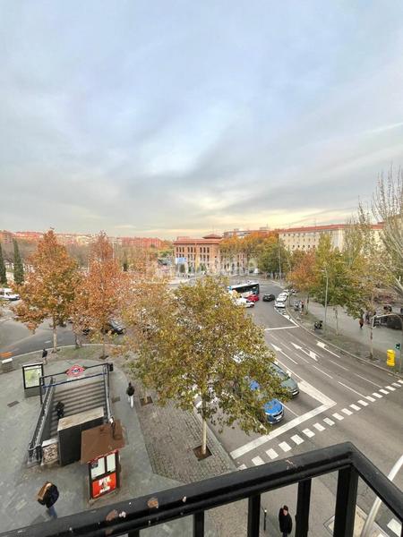 Foto 24d0ff94-7528-4d15-9adb-7e2a28c90122. Etagenwohnung in San Isidro Madrid