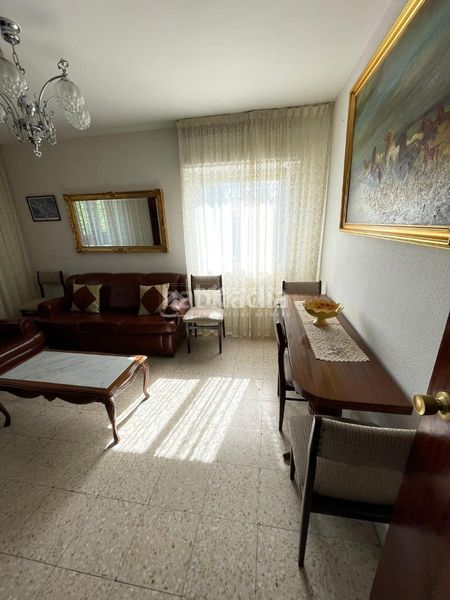 Foto 68e8b0a6-b1a5-47bb-bb4b-125303724756. Piso  en venta en San Isidro Madrid