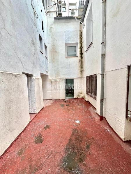 Foto c14db92b-9451-4287-a1ba-014147c77542. Business premise in San Isidro Madrid