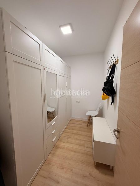Foto 085ad3bb-c749-4b6f-98ce-9b366f17786d. Casa aparellada a Eixample Sabadell