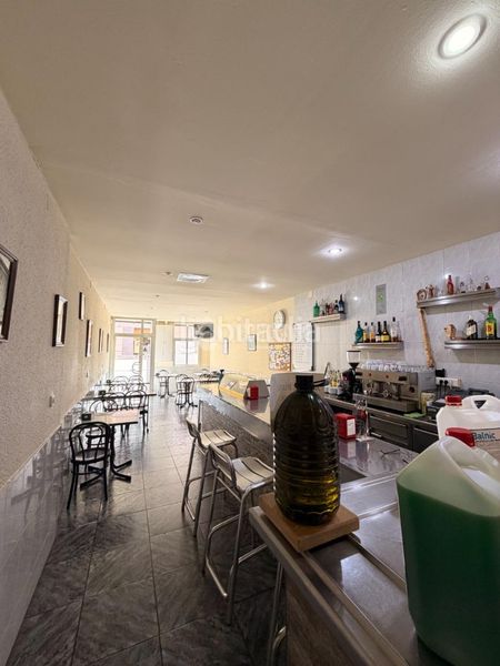 Foto 712fb715-7f1a-4b50-a596-d63a7f7c8447. Casa aparellada a Eixample Sabadell