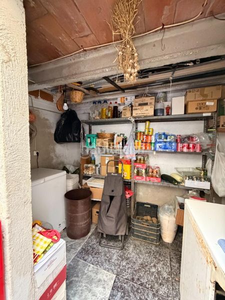 Foto c02843d8-bb96-44bf-adf4-4e388704ca50. Casa aparellada a Eixample Sabadell