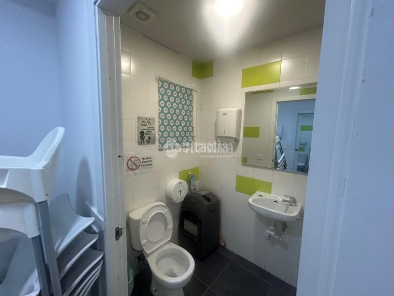 Foto a9a8853a-eef2-4049-841b-40bad80dfefd. Business premise in Eixample Sabadell