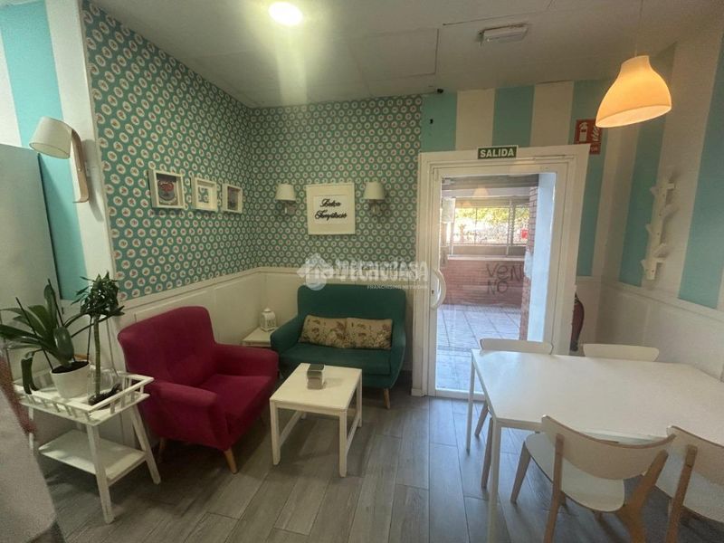 Foto f68deec9-e656-470b-afc2-1669e9e957bd. Business premise in Eixample Sabadell