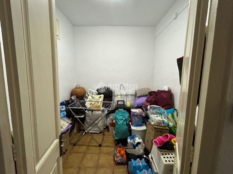 Foto 533585ac-1149-4681-b74e-a4f05dc52138. Casa aparellada a Eixample Sabadell