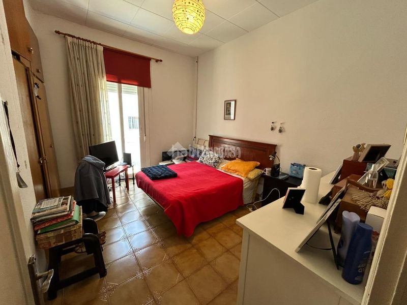 Foto bc273126-4465-4216-8a5c-a0b0e8f3dd2b. Casa aparellada a Eixample Sabadell