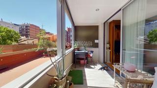 Pis a Centre. Piso en venta en sabadell