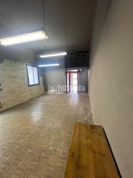 Foto 0b1cb5fb-3238-40be-99c3-5885535cd410. Alquiler local comercial tienda en alquiler en Eixample Sabadell