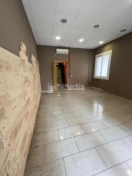 Foto 809eb0e5-297c-42da-ab3f-d2fc36543d42. Alquiler local comercial tienda en alquiler en Eixample Sabadell