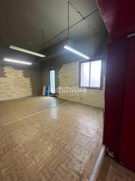 Foto 9aef8fdc-5597-49dd-b899-c616005ede14. Alquiler local comercial tienda en alquiler en Eixample Sabadell