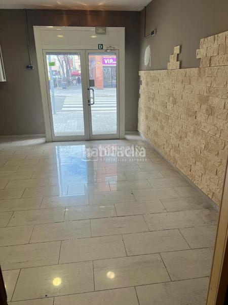 Foto a403807c-8b10-4b04-bed6-5d6576b7ede4. Alquiler local comercial tienda en alquiler en Eixample Sabadell