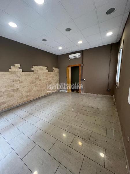 Foto e567661b-8291-4d76-b7f7-894df5b5c965. Alquiler local comercial tienda en alquiler en Eixample Sabadell