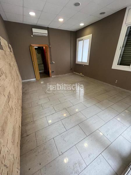 Foto ea9e19e3-9227-4f4a-8cf3-ef6e62169a12. Location local commercial dans Eixample Sabadell
