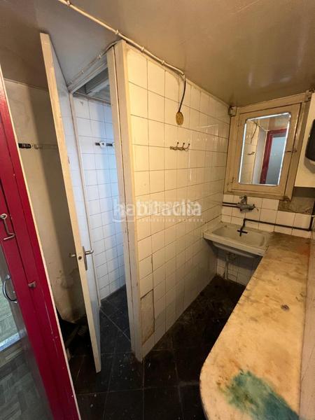 Foto fd544ceb-9c53-48d2-8735-d51b518823af. Location local commercial dans Eixample Sabadell