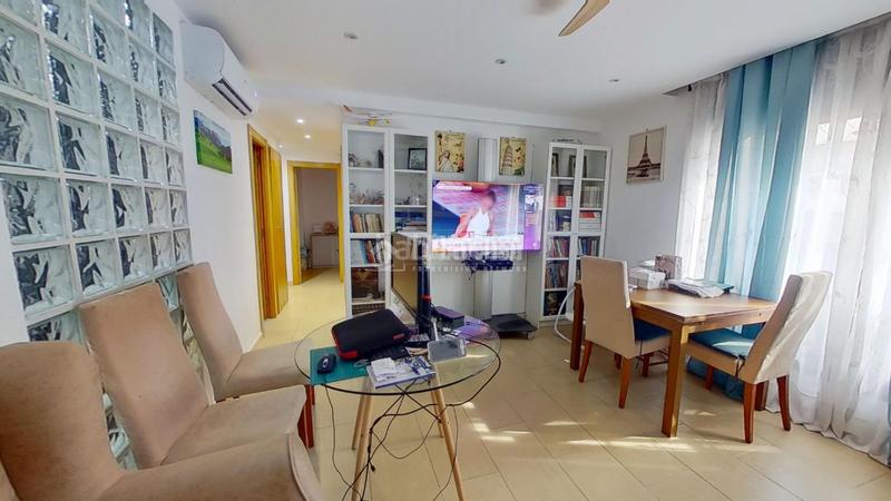 Foto 43c393a0-0a7f-4ca5-8e0a-7cc3849a0972. Piso  en venta en Les Termes Sabadell