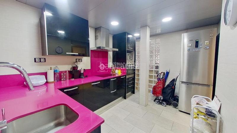 Foto a7e65485-c404-429c-8059-7c6a46ffc540. Piso  en venta en Les Termes Sabadell