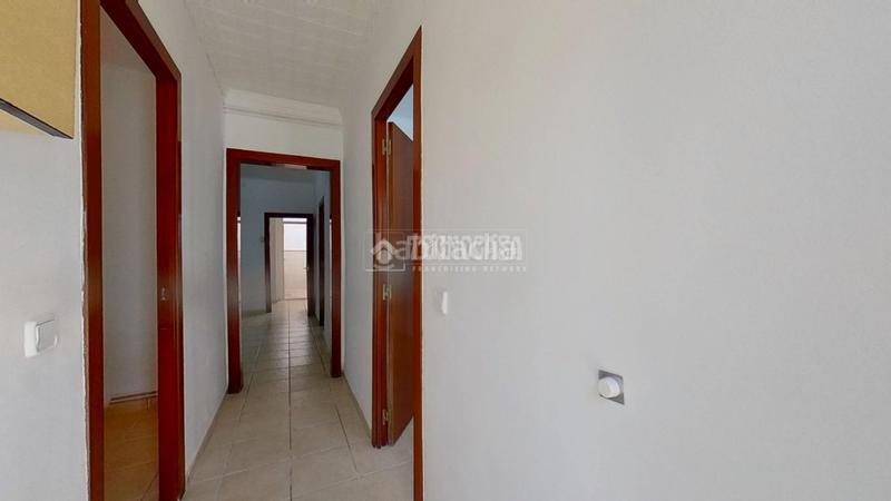 Foto 060a1b5d-6863-423d-93ee-844002cda9c9. Casa pareada casa en venta en Torre-romeu Sabadell