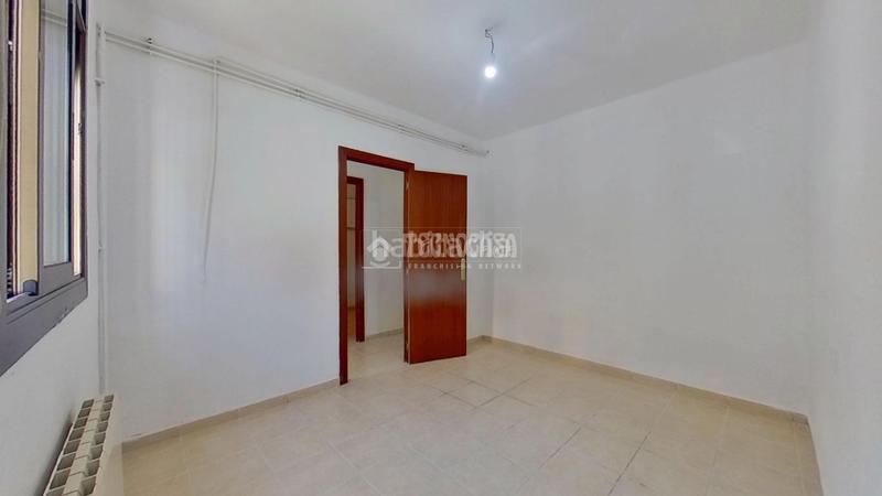 Foto cdea7cd4-e96b-4ff0-886b-0743589bdedb. Casa pareada casa en venta en Torre-romeu Sabadell