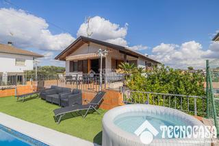 Casa a Lli dAmunt. Casa en venta en lli damunt