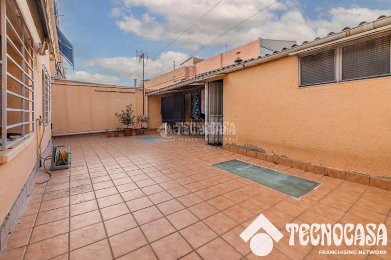 Foto 7cfc34cc-f36c-40d0-a1a2-aa62cd92916e. Maison jumelée dans Can Rull Sabadell