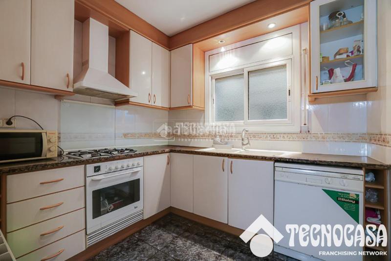Foto f4858dae-1eb0-4442-acb7-0c071f2635ce. Maison jumelée dans Can Rull Sabadell