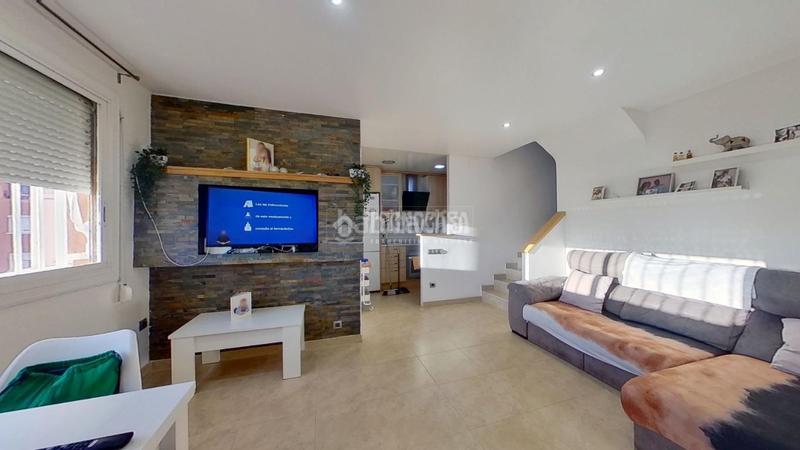 Foto 5aca8b1e-5846-4d44-9f5a-5abd8c0eb4f0. Piso  en venta en Can Deu Sabadell