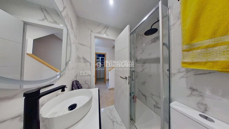 Foto af863074-5eb5-48f1-a161-c768575a6a36. Piso  en venta en Can Deu Sabadell