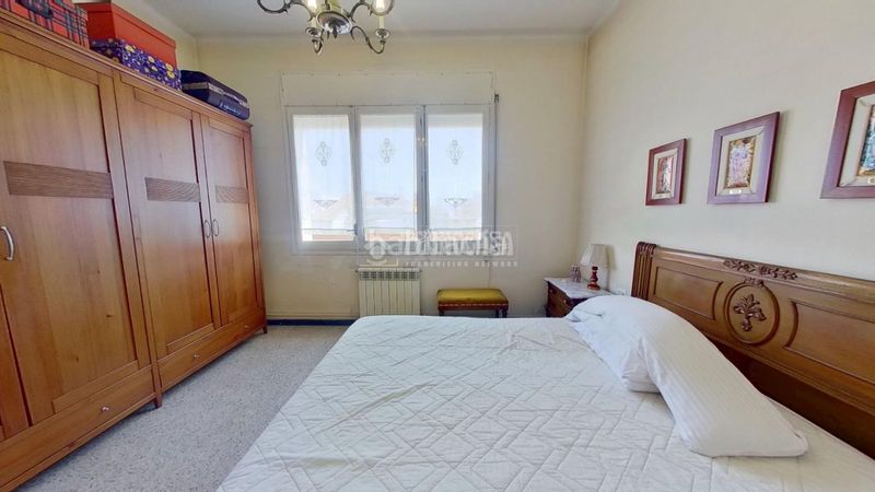 Foto 3b91cd59-4ee0-4976-81ab-e8b963c9b137. Pis amb calefacció a Creu Alta Sabadell